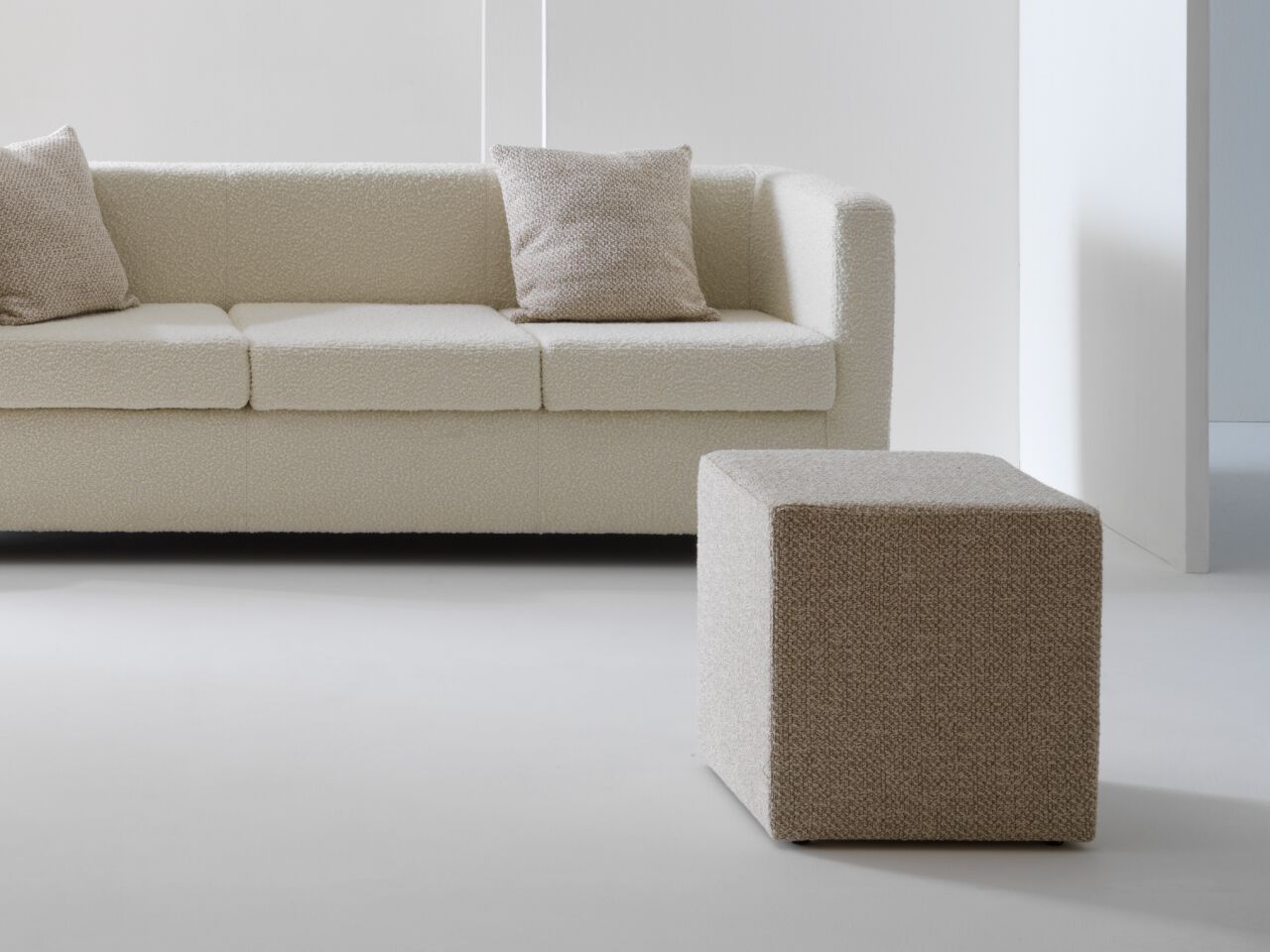 Ткань пуф Julia Italia ZOE ARCH-00088139