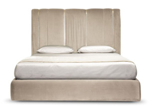 Мягкая двуспальная кровать