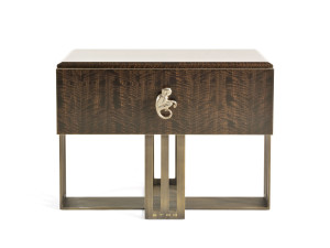 Прямоугольная тумбочка из эвкалипта с ящиками