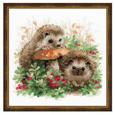 1469 Набор для вышивания Ежики в бруснике 25 х 25 см RIOLIS Сотвори Сама 