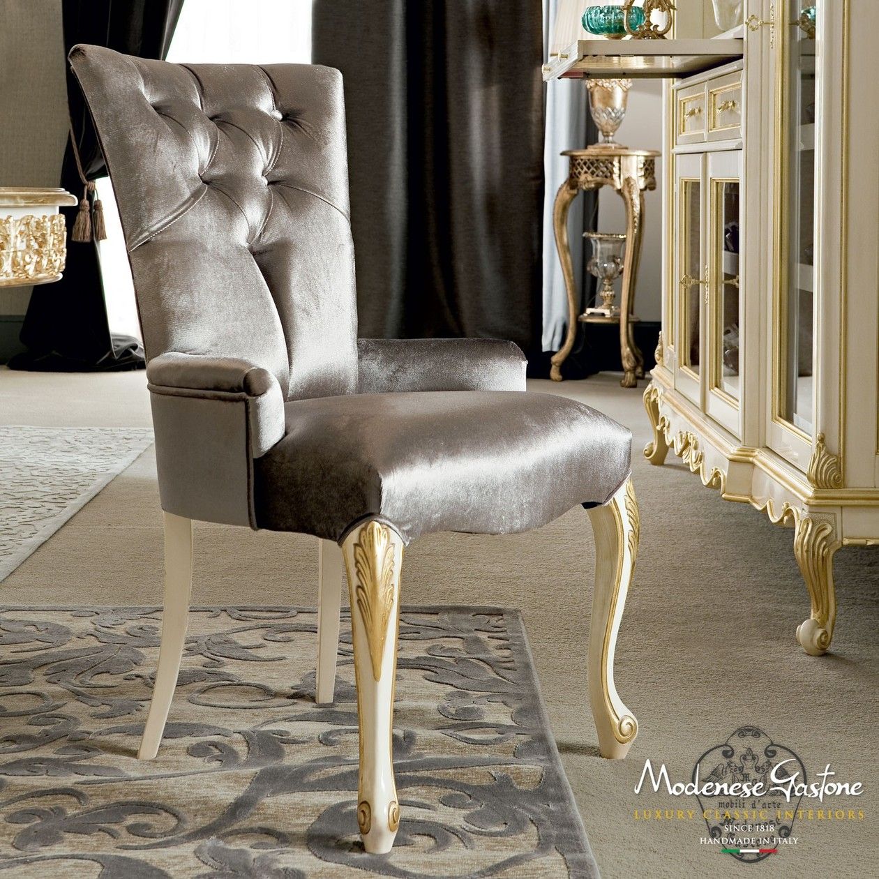 Мягкий тканевый стул с подлокотниками Modenese Luxury Interiors Casanova ARCH-00023736 - Вид №1