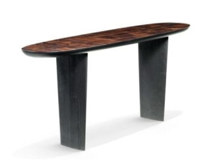 Овальная консоль из массива дерева