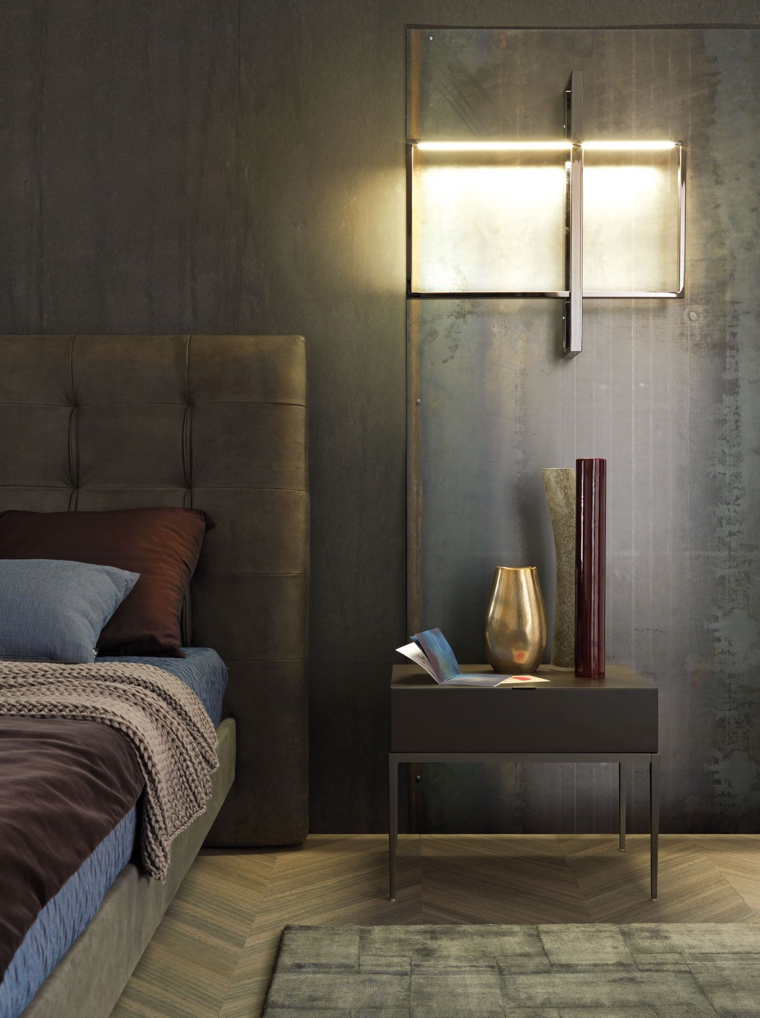 Кожаная двуспальная кровать с мягким изголовьем MisuraEmme FRIDA ARCH-00151181 - Вид №5