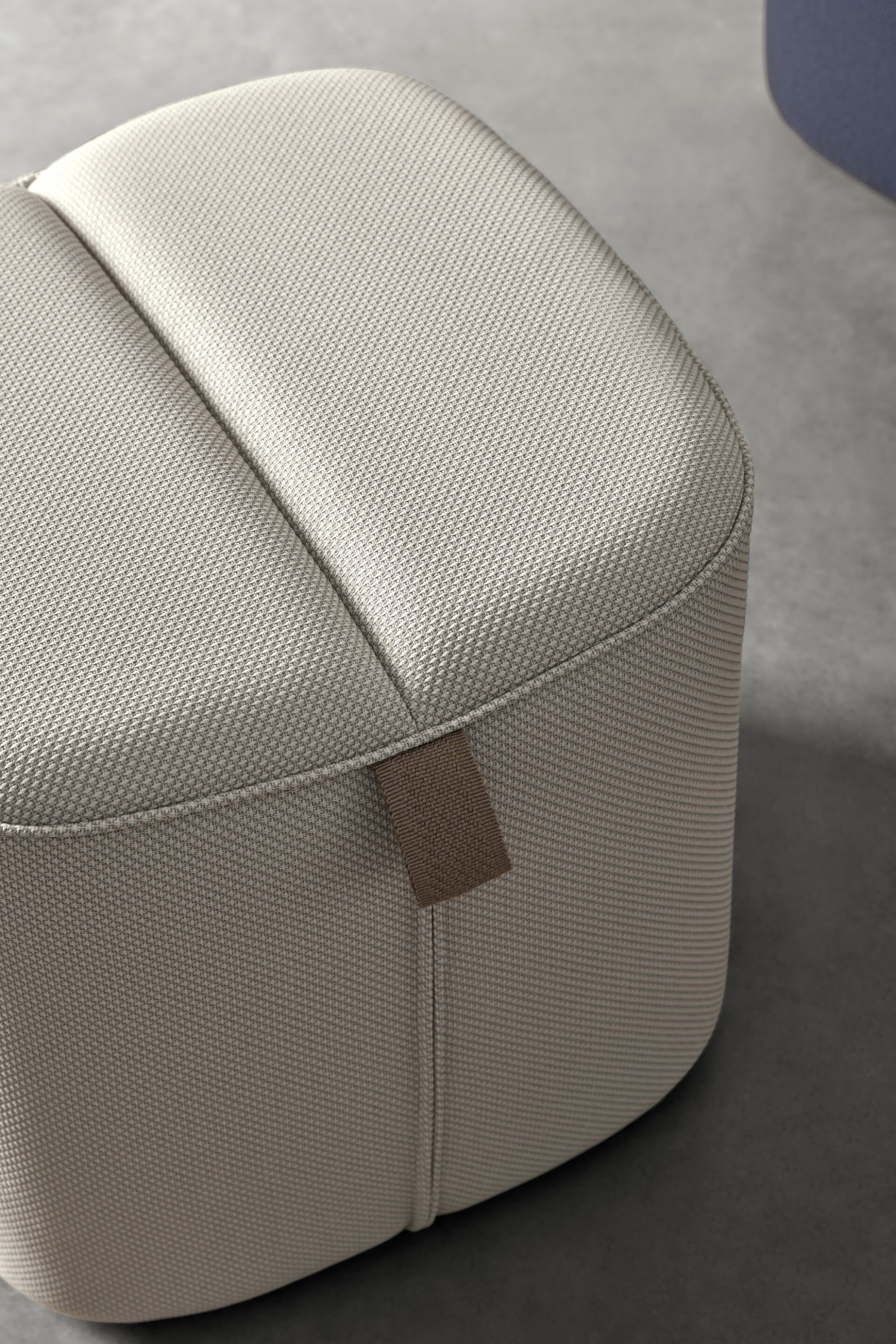 Квадратный пуф из ткани Blasco&Vila Pomme ARCH-00144062 - Вид №3