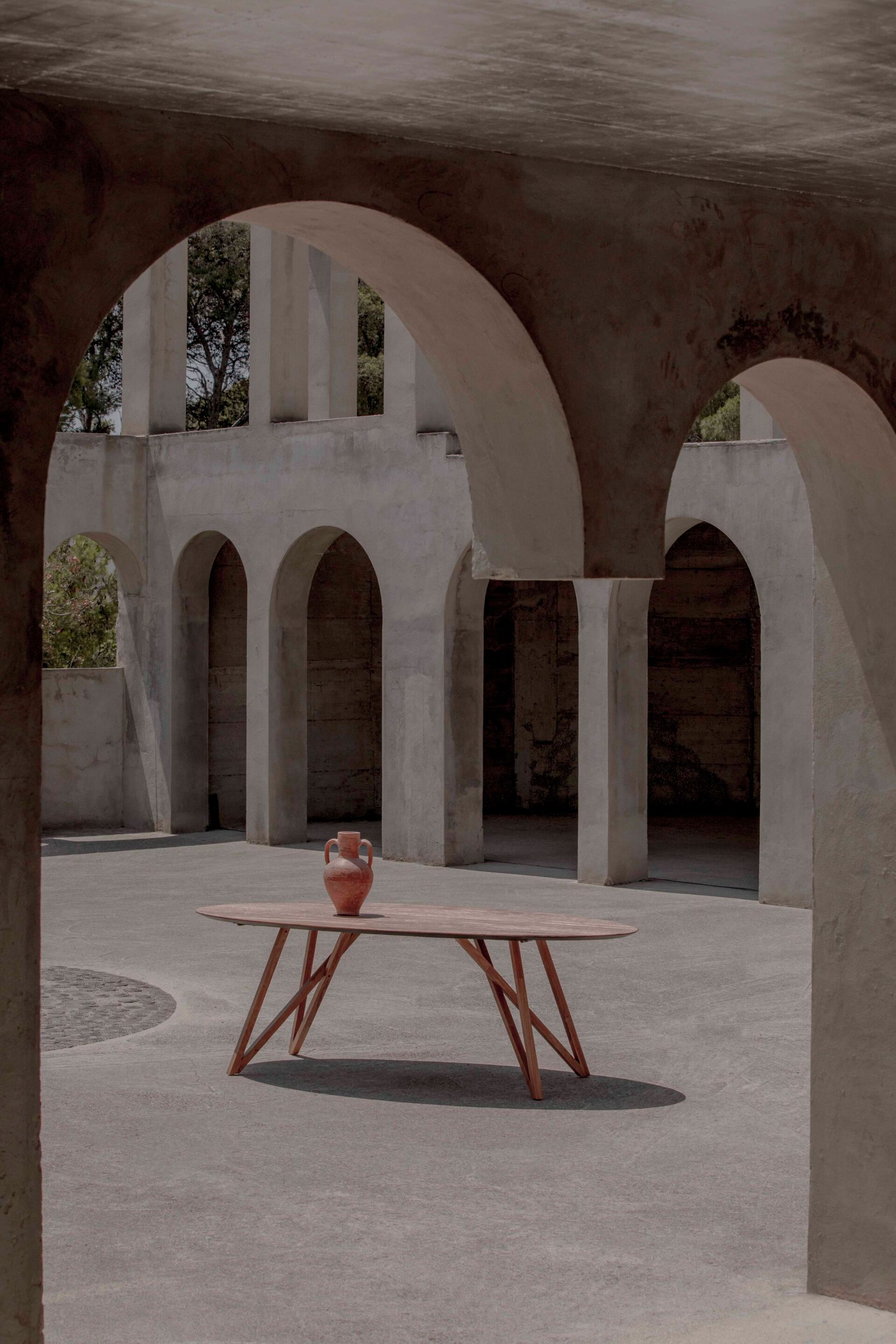 Овальный стол из тикового дерева Pilma SPIDER ARCH-00090323 - Вид №1