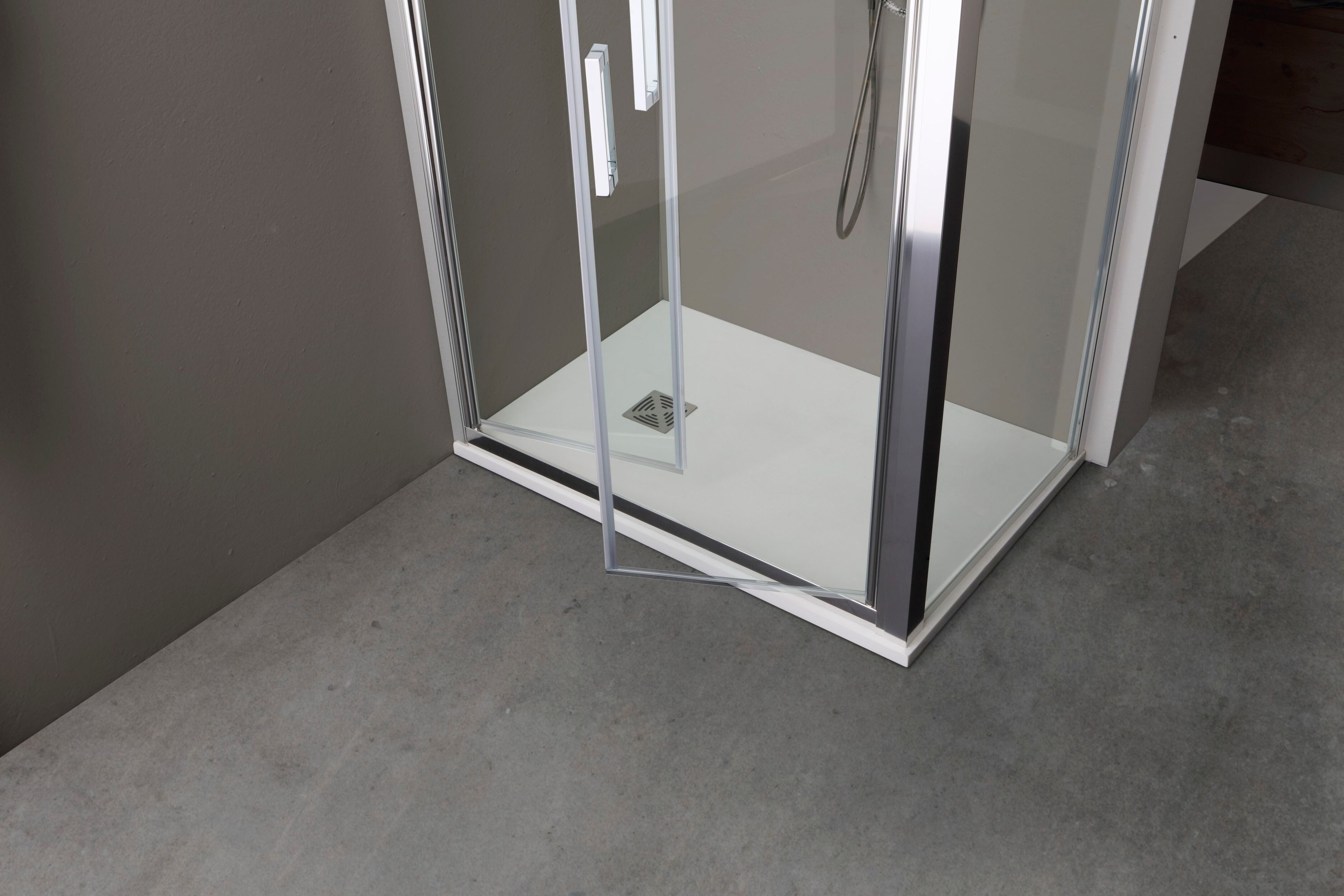 Алюминиевая и стеклянная угловая душевая кабина с распашной дверью TAMANACO FPSL60 ARCH-00028818 - Вид №3