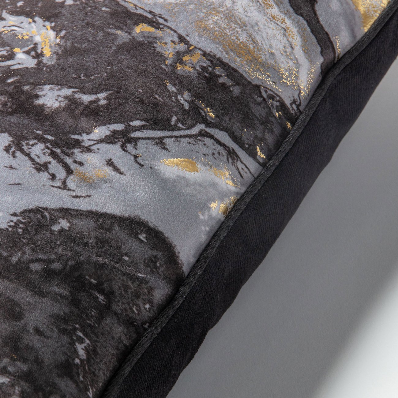 Чехол на подушку Bethel cushion velvet от La Forma LA FORMA АБСТРАКТНЫЕ 321495 Серый  - Вид №1