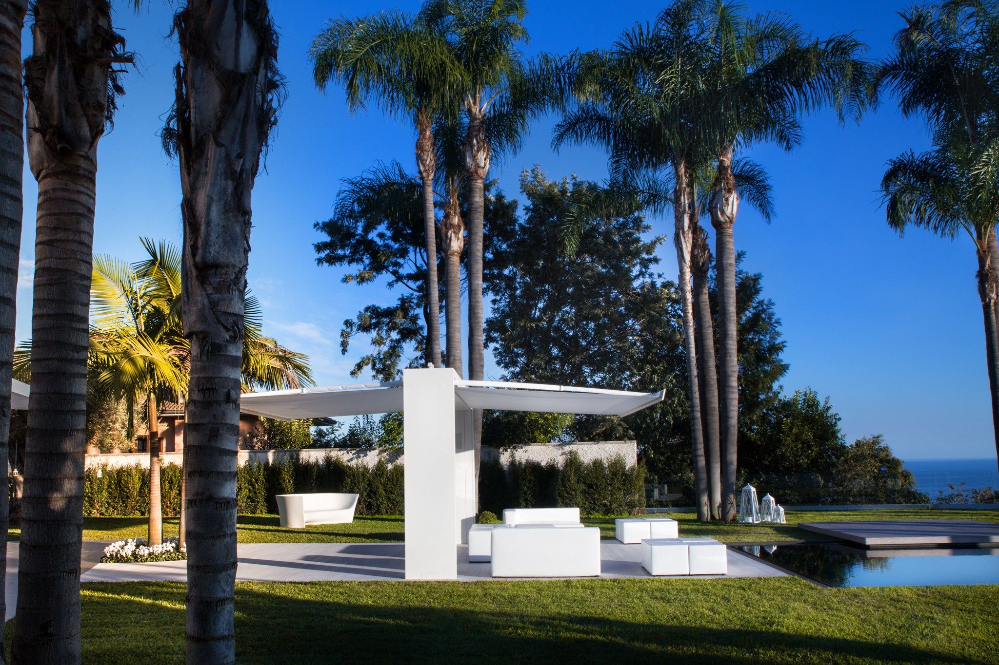 Самонесущий моторизованный козырек от солнца UNOSIDER GATE SHADE ARCH-00152562 - Вид №7