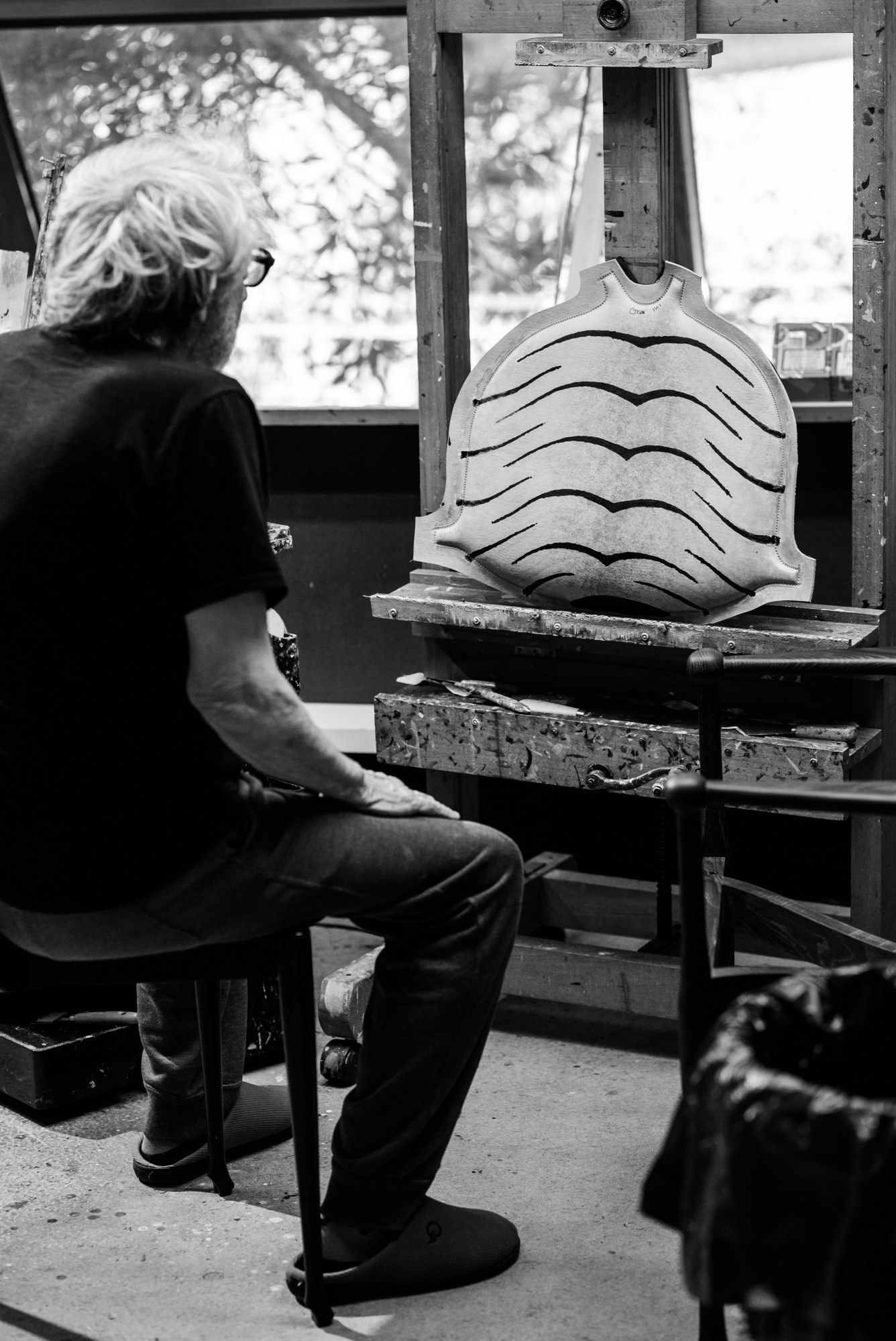 Стул из ясеня с подлокотниками и встроенной подушкой BD Barcelona Гаулино ARCH-00065731 - Вид №3