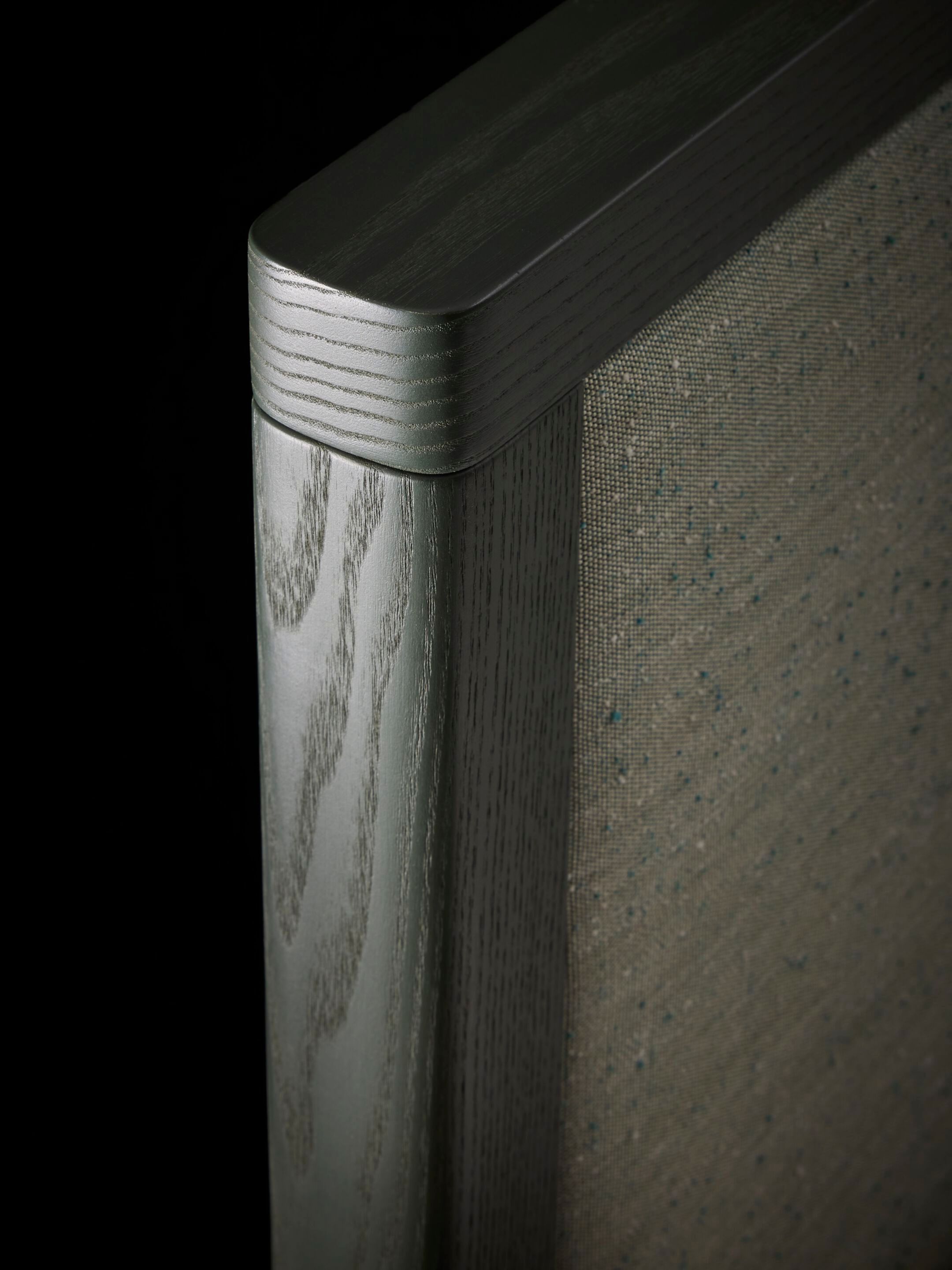 Деревянная двуспальная кровать с мягким изголовьем Bolzan Awase ARCH-00032341 - Вид №1