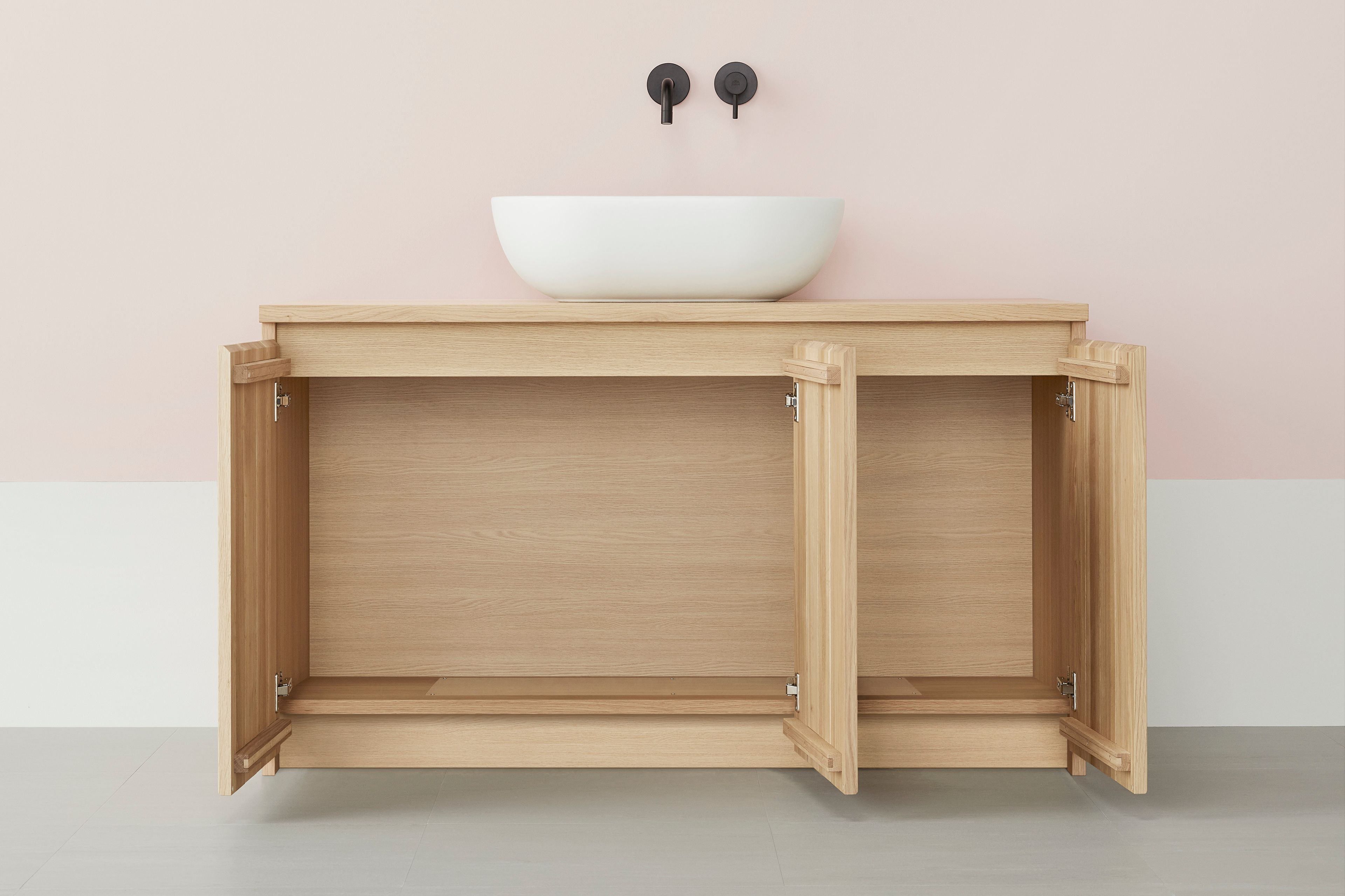 Шкаф для раковины из массива дерева с дверцами Miratap KARIMOKU VANITY ARCH-00087399 - Вид №2