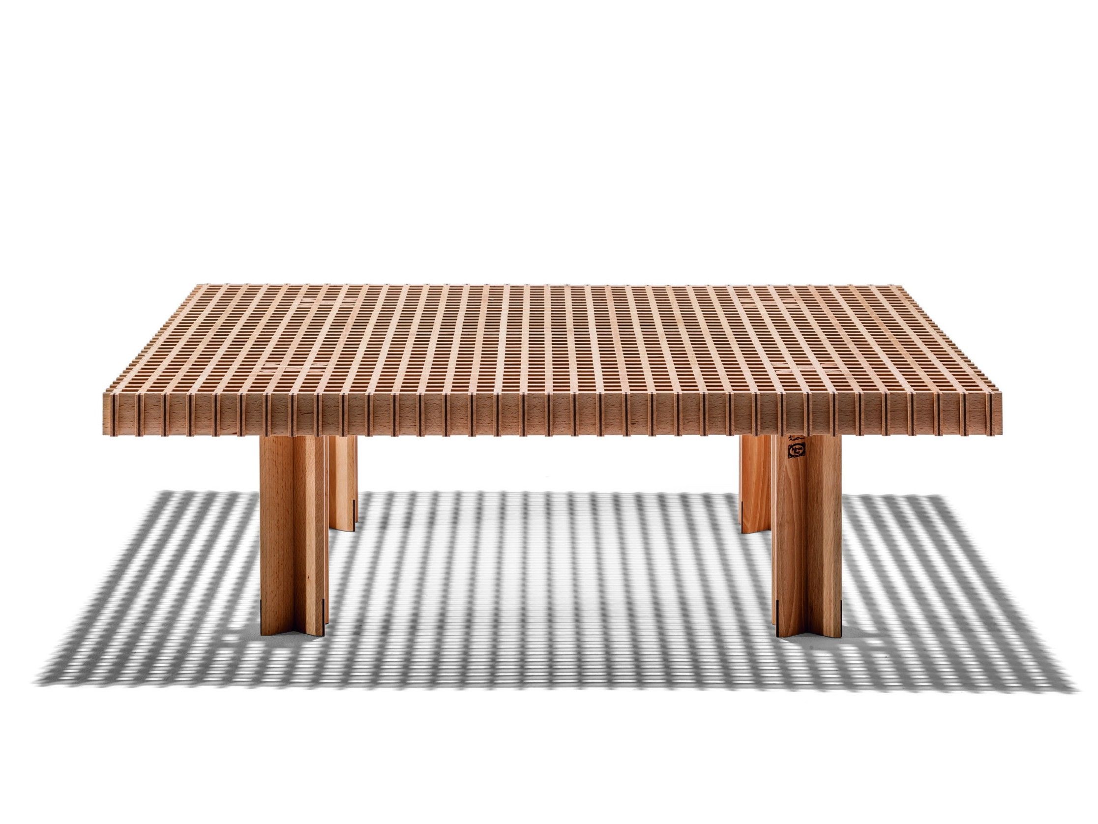 Квадратный журнальный столик из массива дерева Poltrona Frau коллекция-столы и стулья ARCH-00119806 - Вид №1