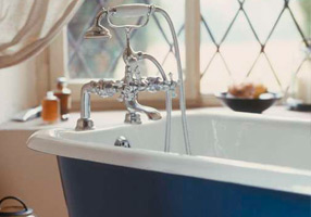 Gentry Home Bexley Cast iron bathtubs with feet Хромированные шарики и когти GH100749  - Вид №1
