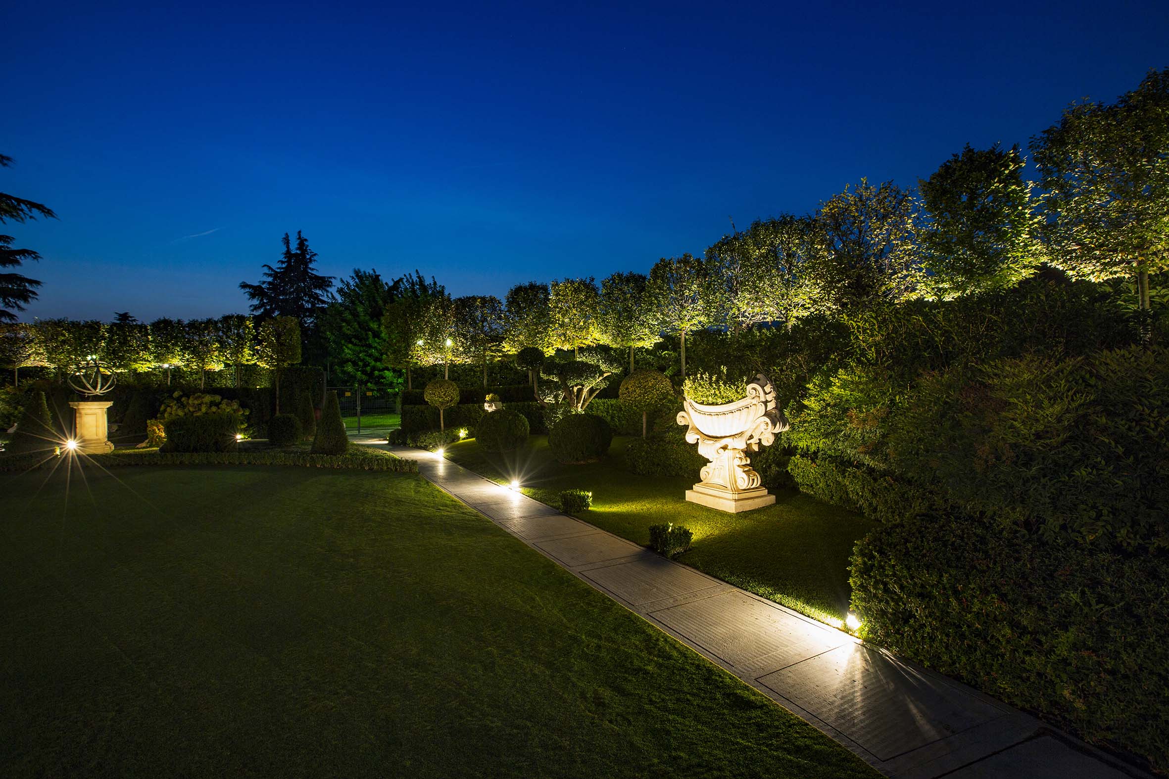 4011111 Мобильный светильник Platek MICRO MENHIR Paletto  MICRO MENHIR H. 150 mm - 1 COB 3000K 1 Opening  - Вид №4