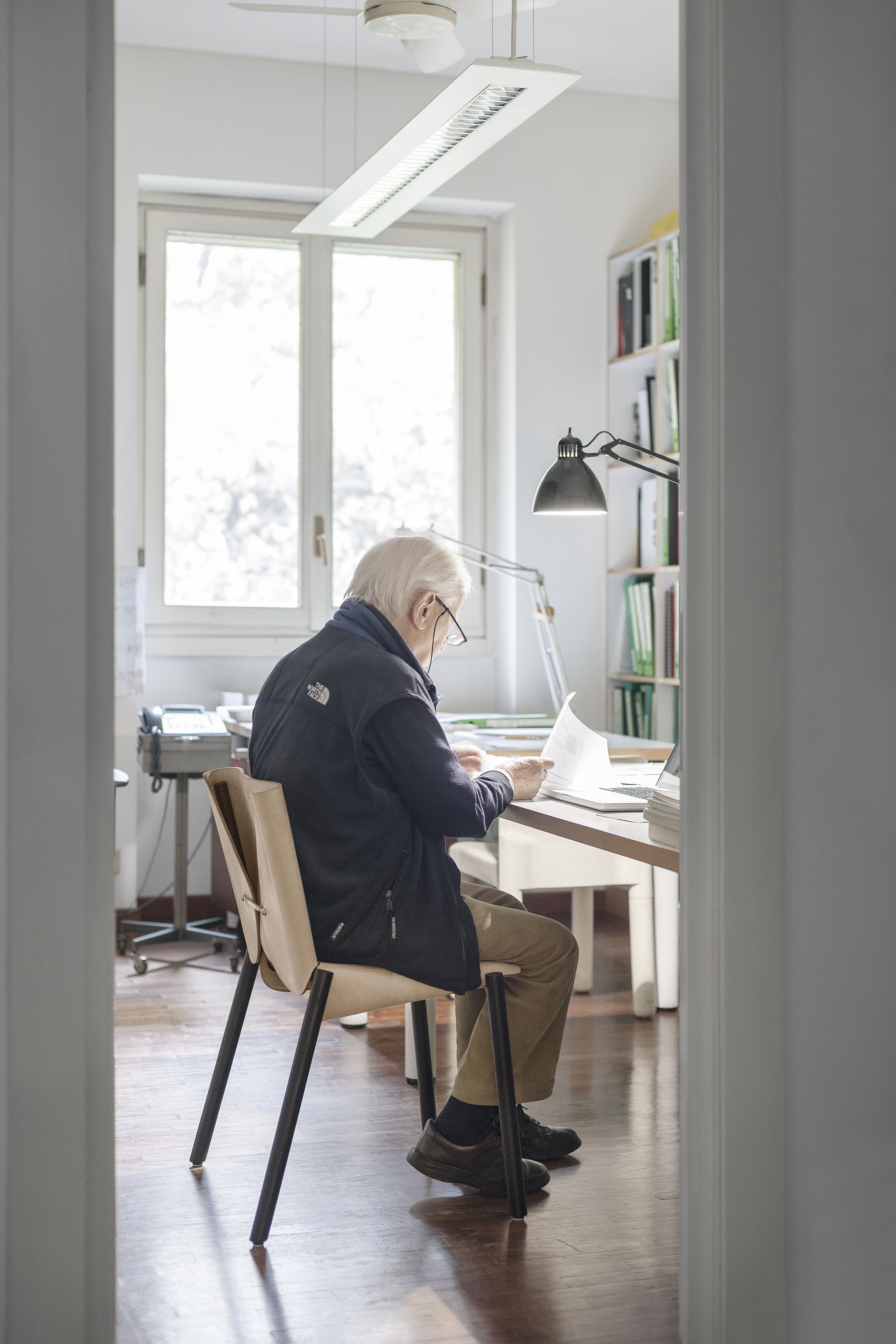 Кожаный стул Kristalia 1085 Edition ARCH-00141076 - Вид №9