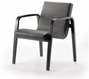 rosconi Мягкое кожаное кресло с подлокотниками Krischanitz bentwood