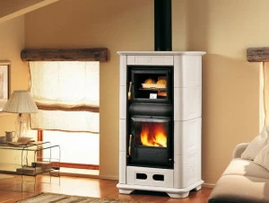 Piazzetta Дровяная печь с духовкой для воздушного отопления Stufe a legna