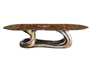 Обеденный стол из дерева и стекловолокна