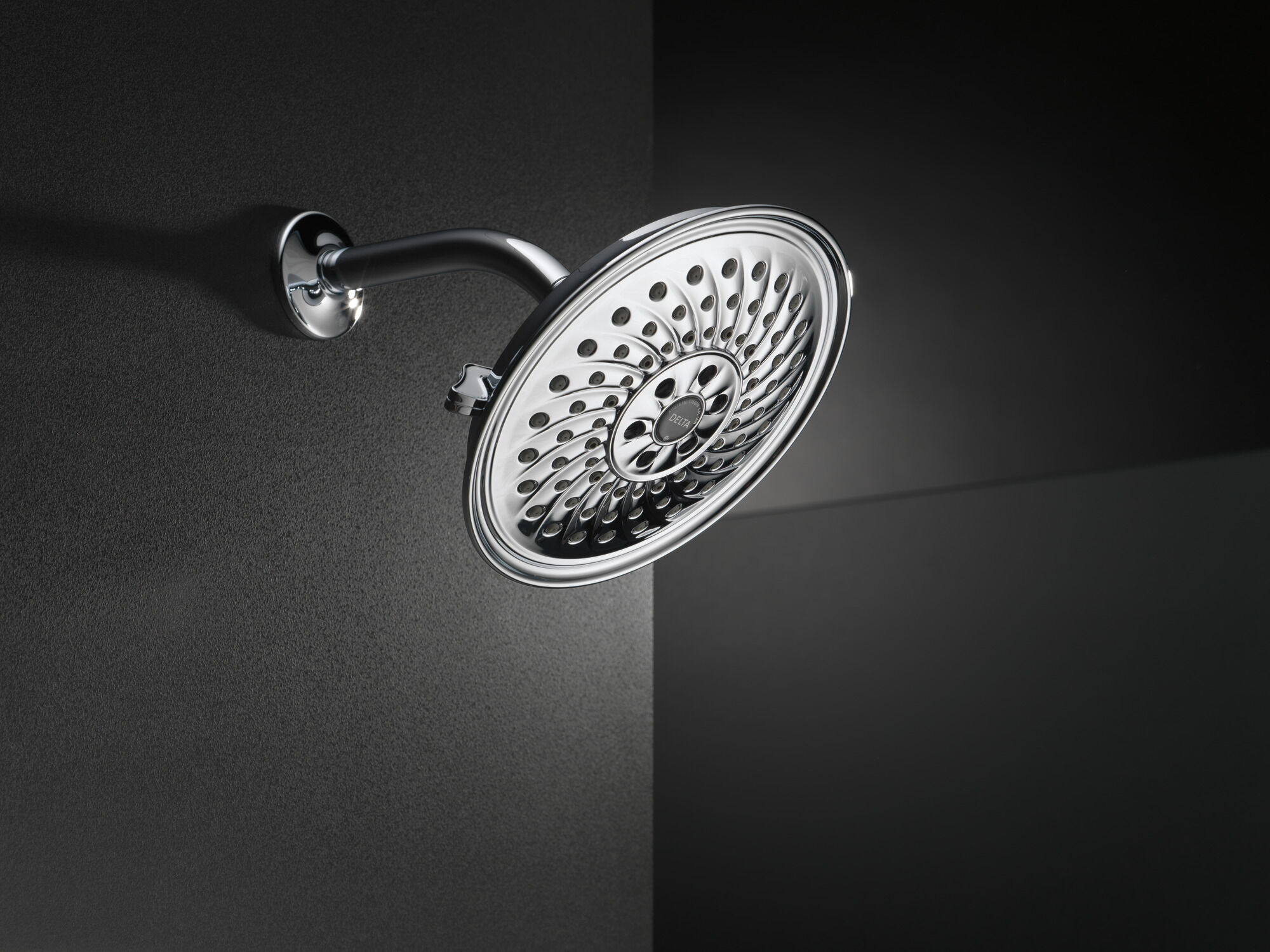 52687-RB H2Okinetic® 3-х позиционная душевая лейка Raincan Delta Faucet Universal Showering Венецианская бронза  - Вид №4