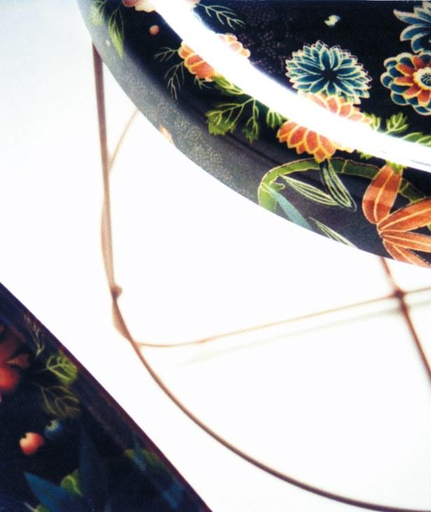 Moroso Круглый журнальный столик из полиэфирной смолы со стальным основанием sun-id-1456689 - Вид №5