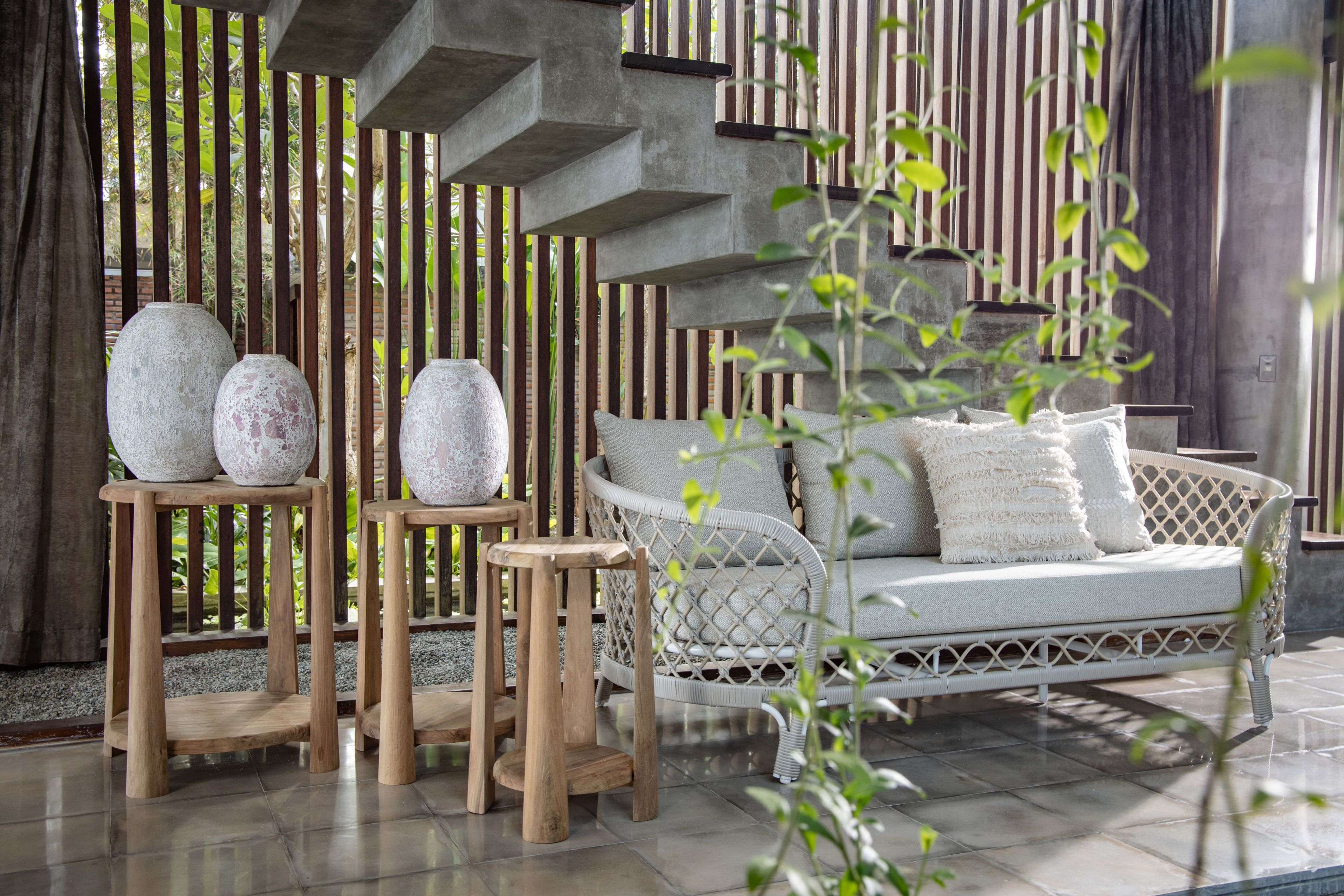 Высокий садовый стол из тикового дерева cbdesign Moires ARCH-00037065 - Вид №4