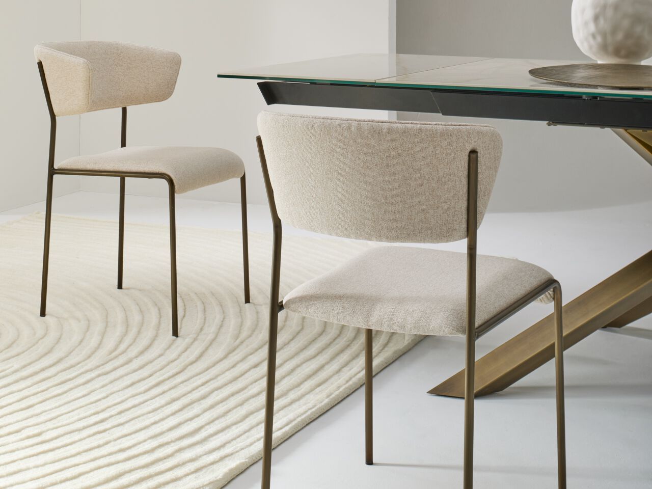 Выдвижной керамический стол со скульптурным основанием Julia Italia MIKADO ARCH-00004854 - Вид №3