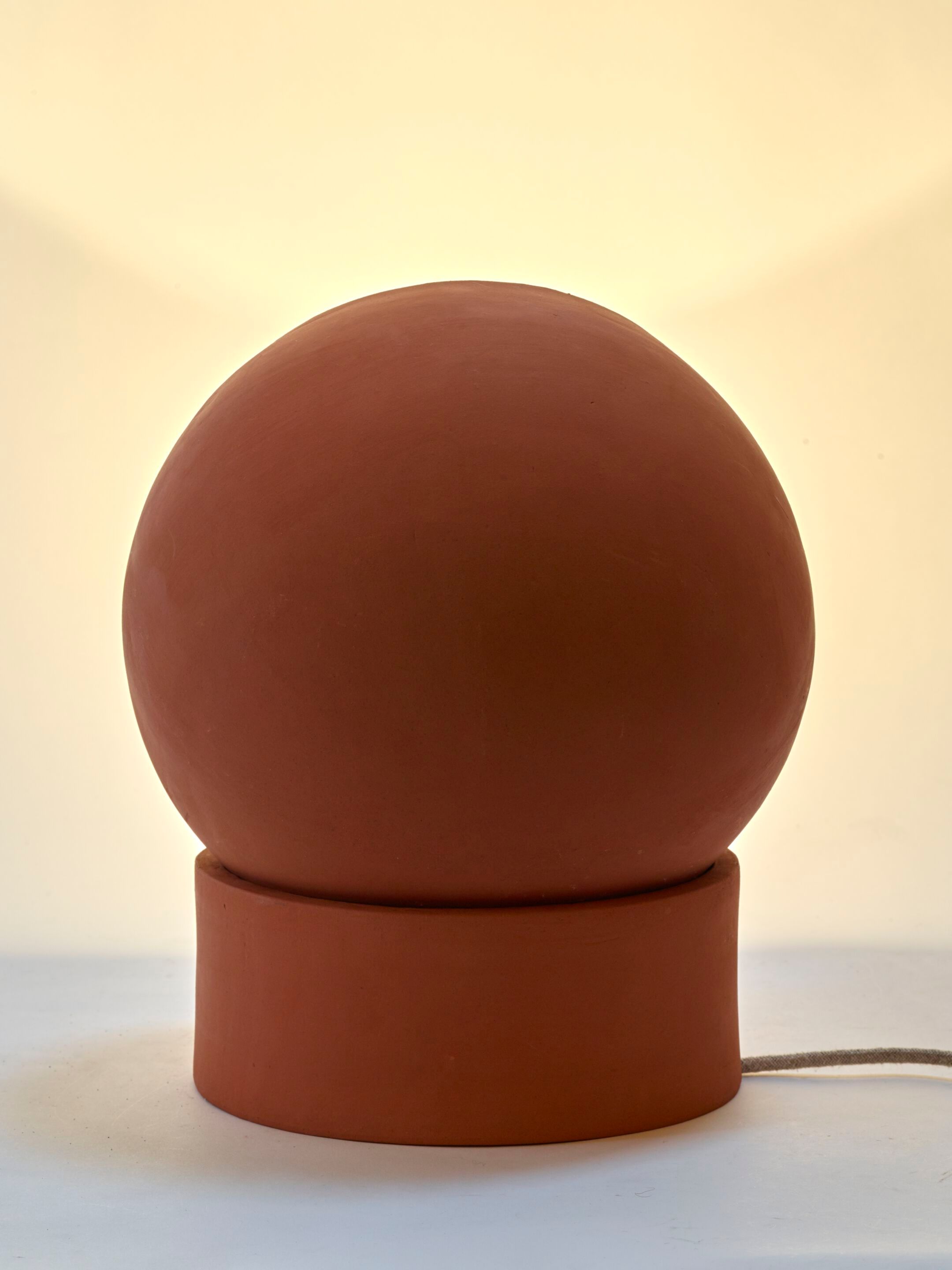 Регулируемая терракотовая светодиодная напольная лампа Serax Terra Light ARCH-00106676 - Вид №2