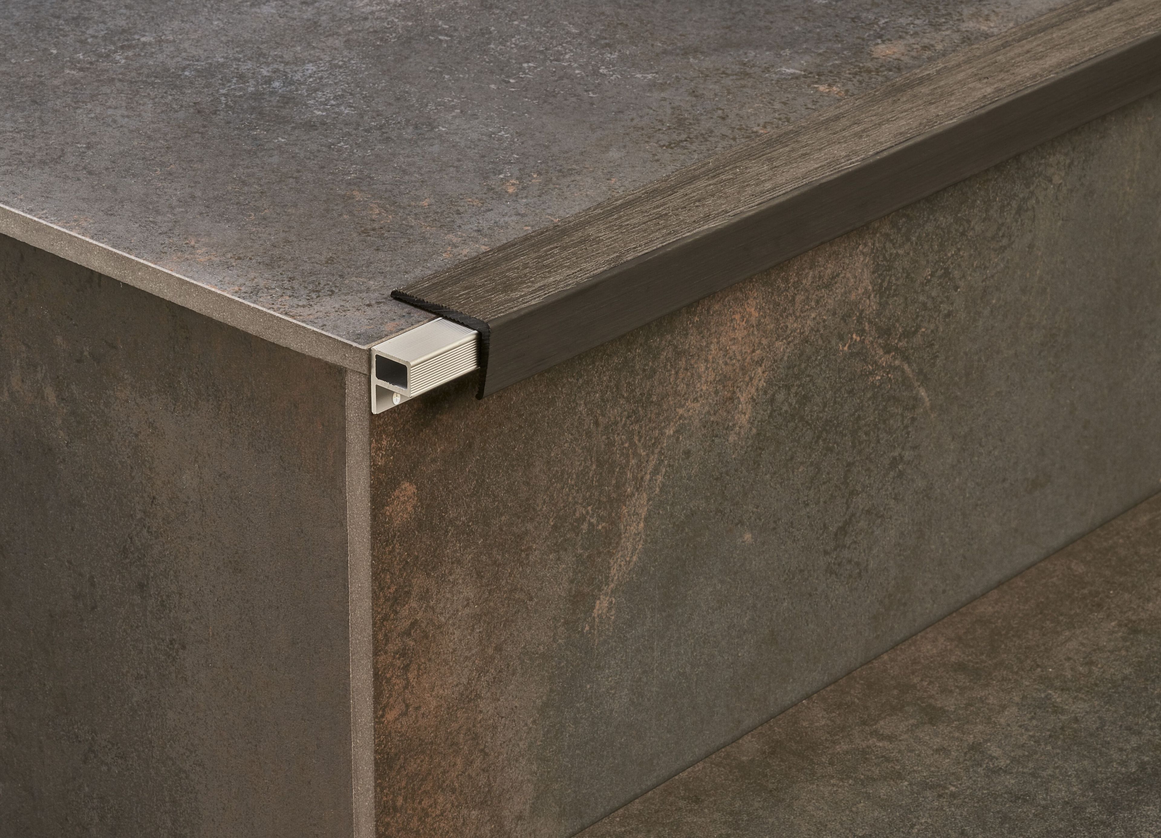 Анодированный алюминиевый профиль paragradine EMAC Italia Novopeldaño® ARCH-00065843 - Вид №3