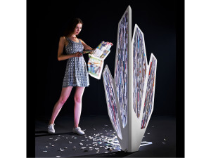 Переработанная пластиковая световая скульптура с фотокаталитической обработкой