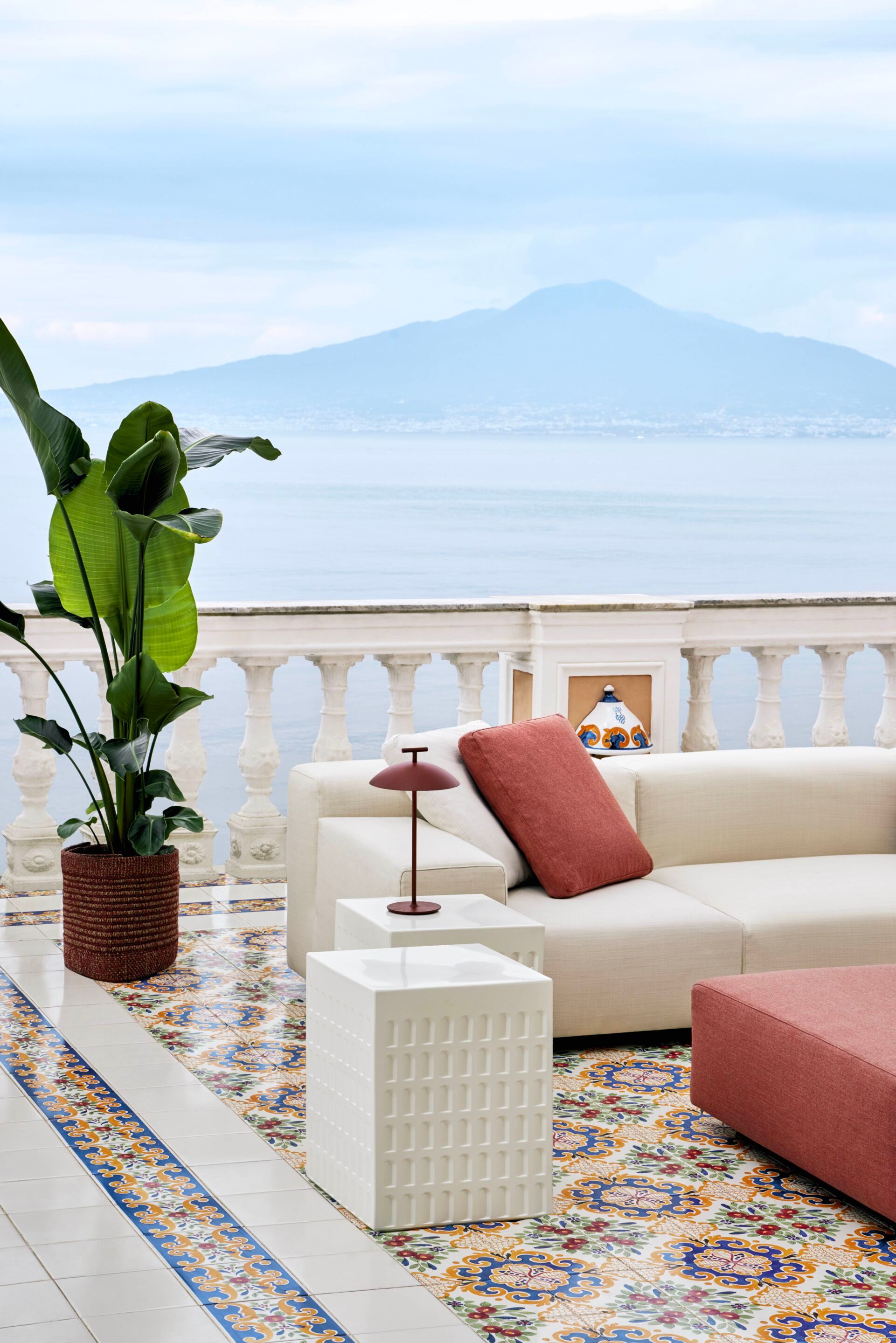 Низкий садовый стул из инженерного пластика Kartell EUR ARCH-00009396 - Вид №2