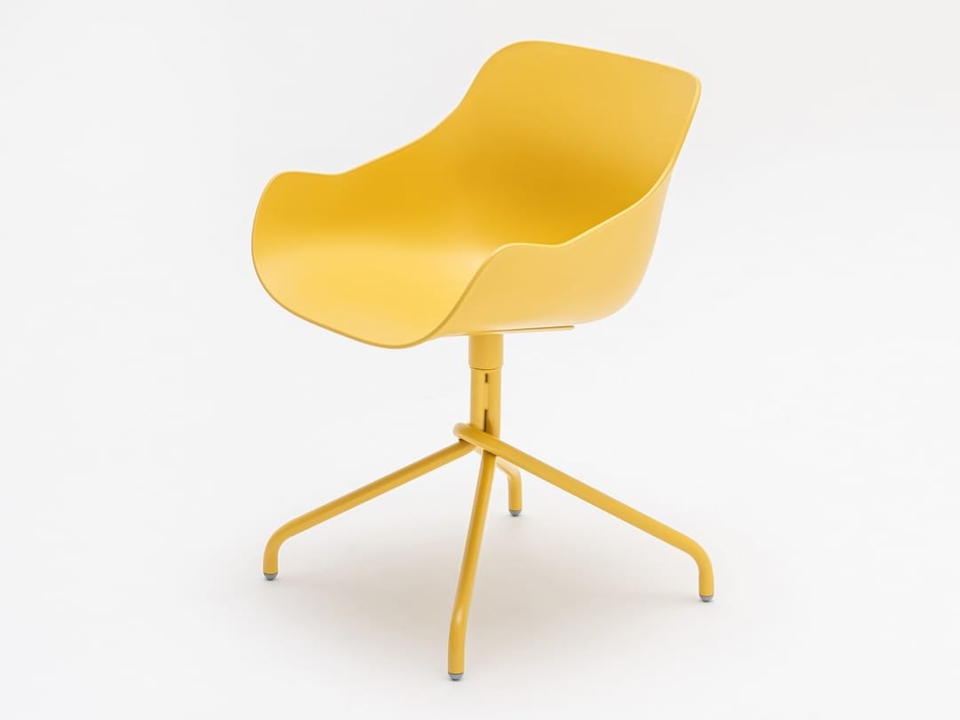 Вращающееся кресло из полипропилена с подлокотниками MDD Baltic ARCH-00095572