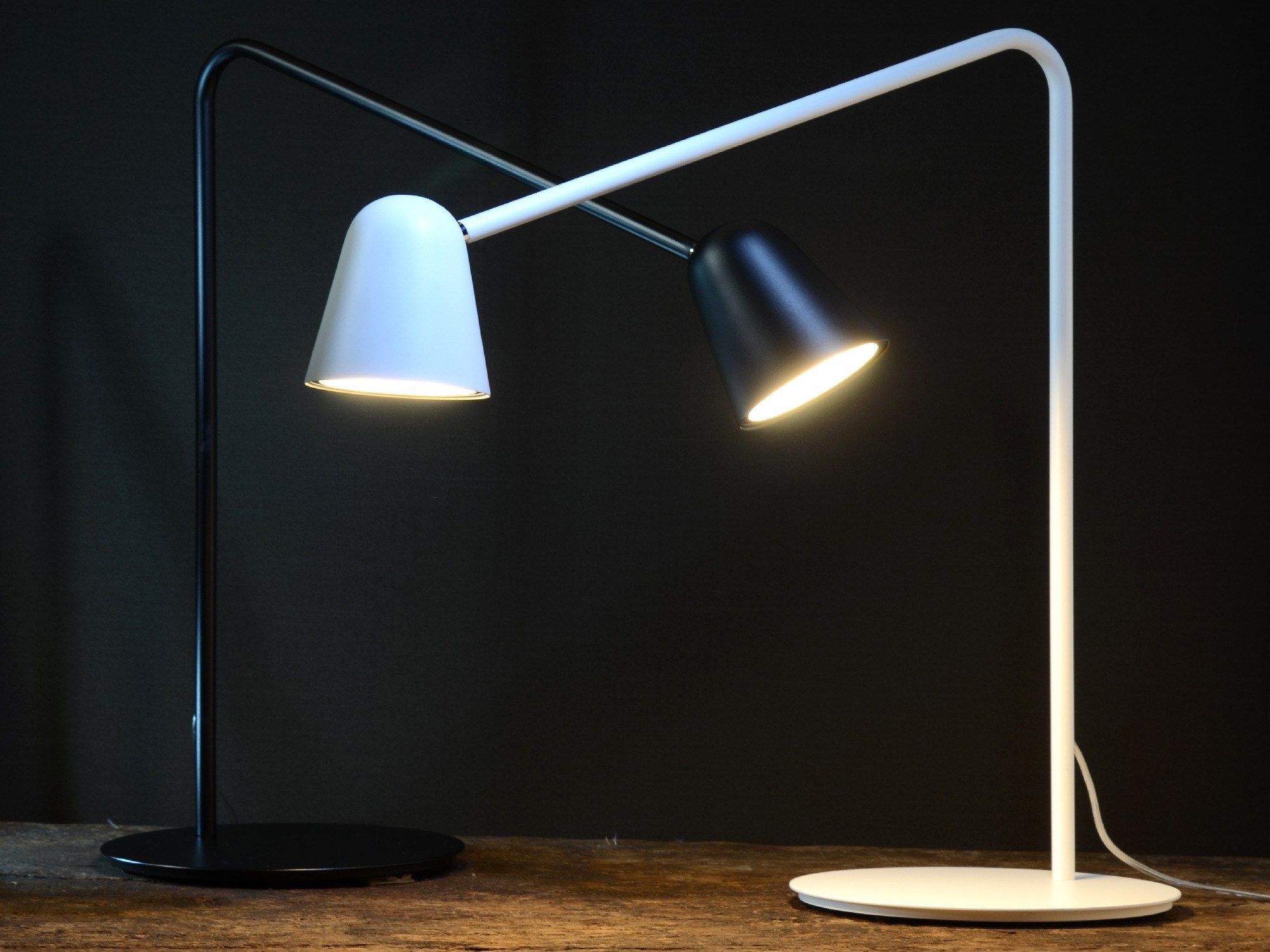 Стальная регулируемая светодиодная настольная лампа Formagenda Chaplin ARCH-00064240 - Вид №7