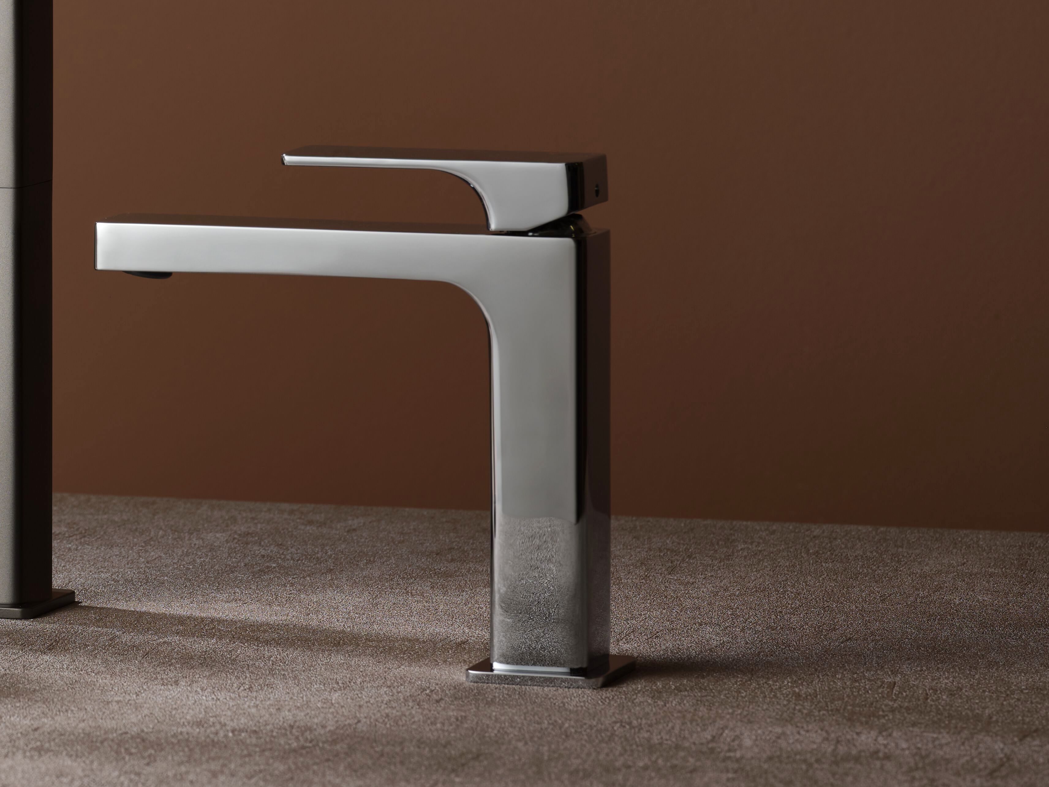 Однорычажный смеситель для раковины Ritmonio блеск ARCH-00064789