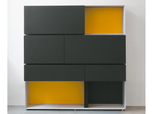 Буфет с откидными дверцами