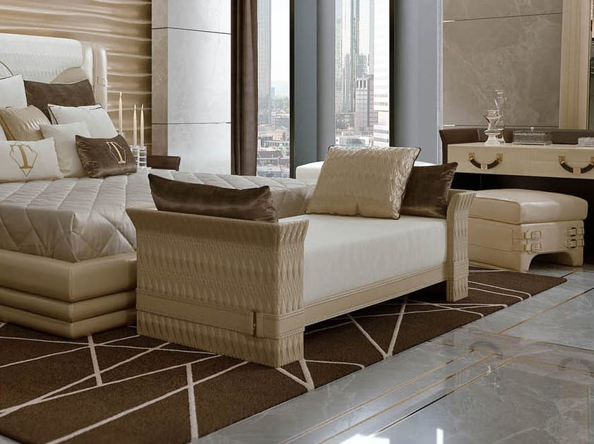 Кожаная мягкая скамья Turri номер три ARCH-00130812