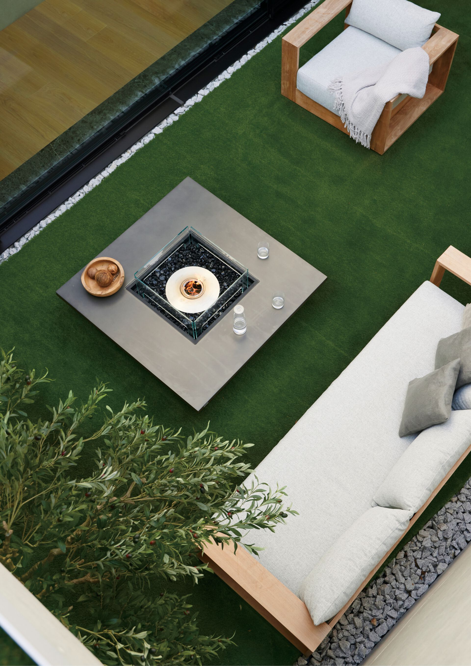 Отдельно стоящий камин на биоэтаноле или газе EcoSmart Fire Fire Tables ARCH-00083814 - Вид №2