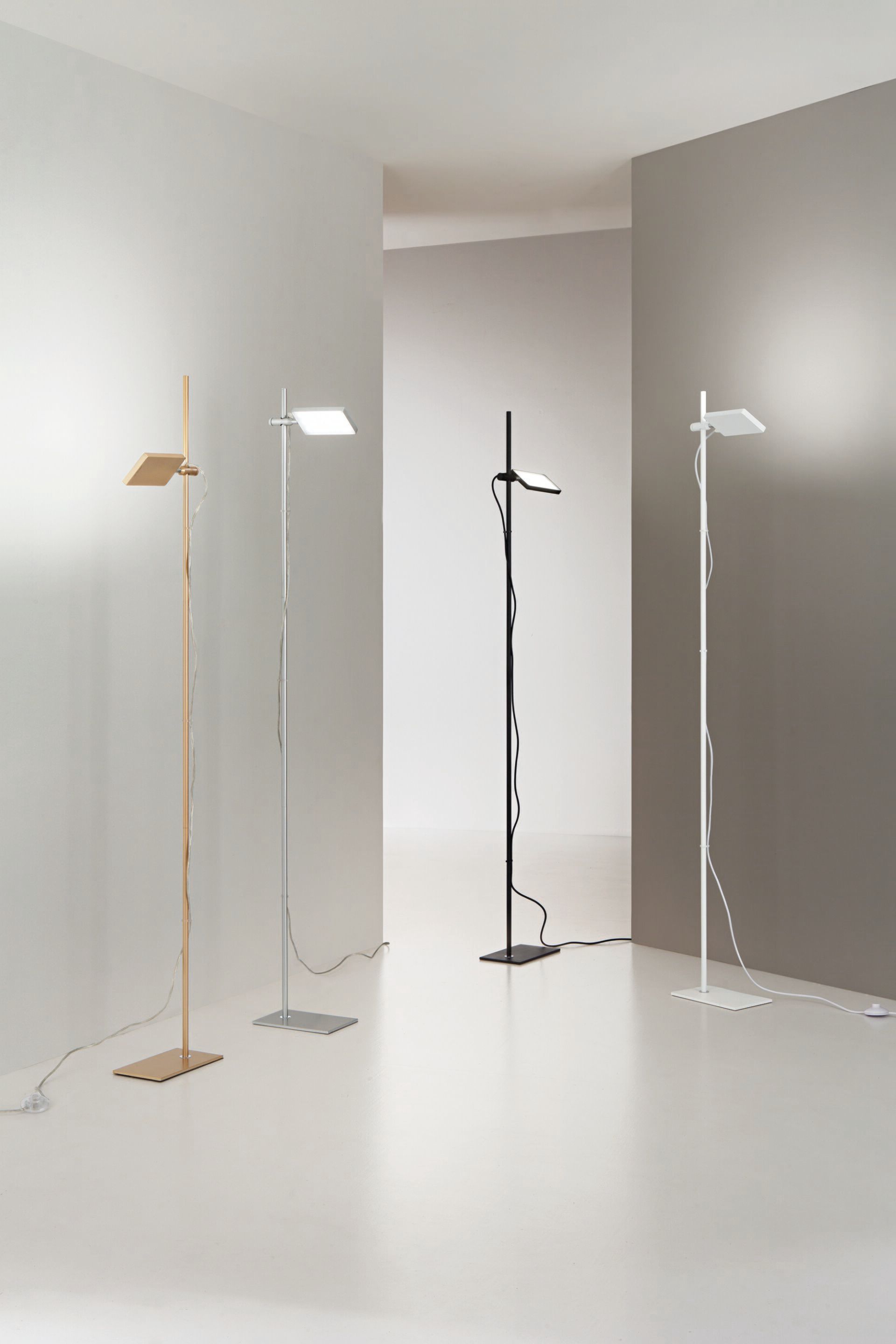 Регулируемая алюминиевая светодиодная напольная лампа Fan Europe Lighting BOOK ARCH-00146031 - Вид №1