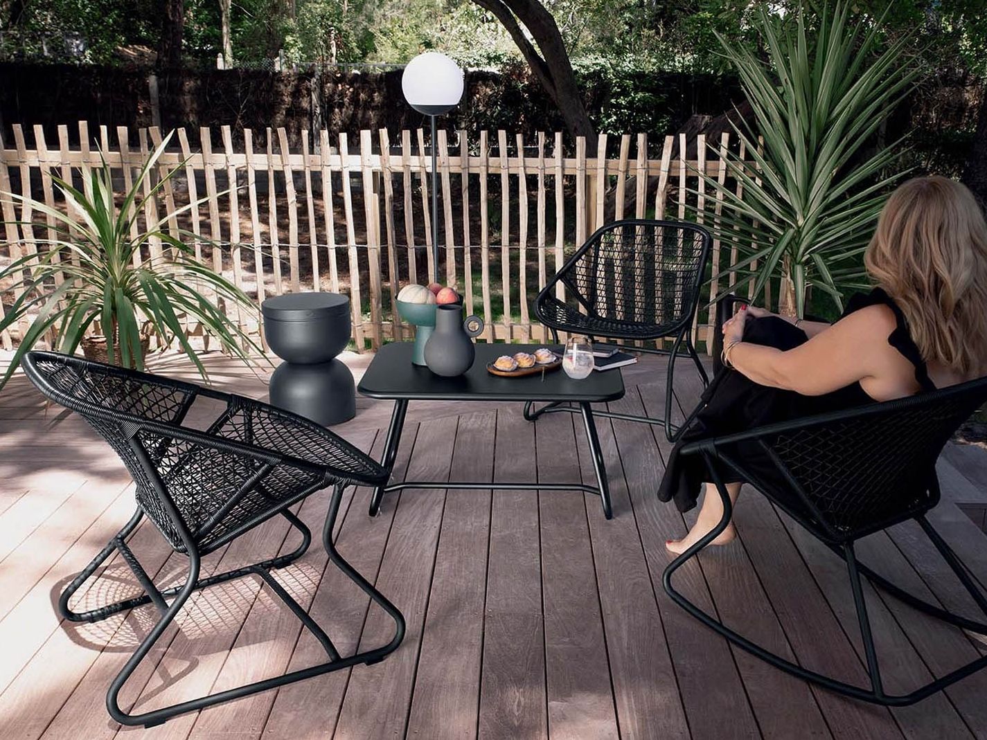 Алюминиевый прямоугольный садовый столик Fermob Шестидесятые ARCH-00143476 - Вид №1