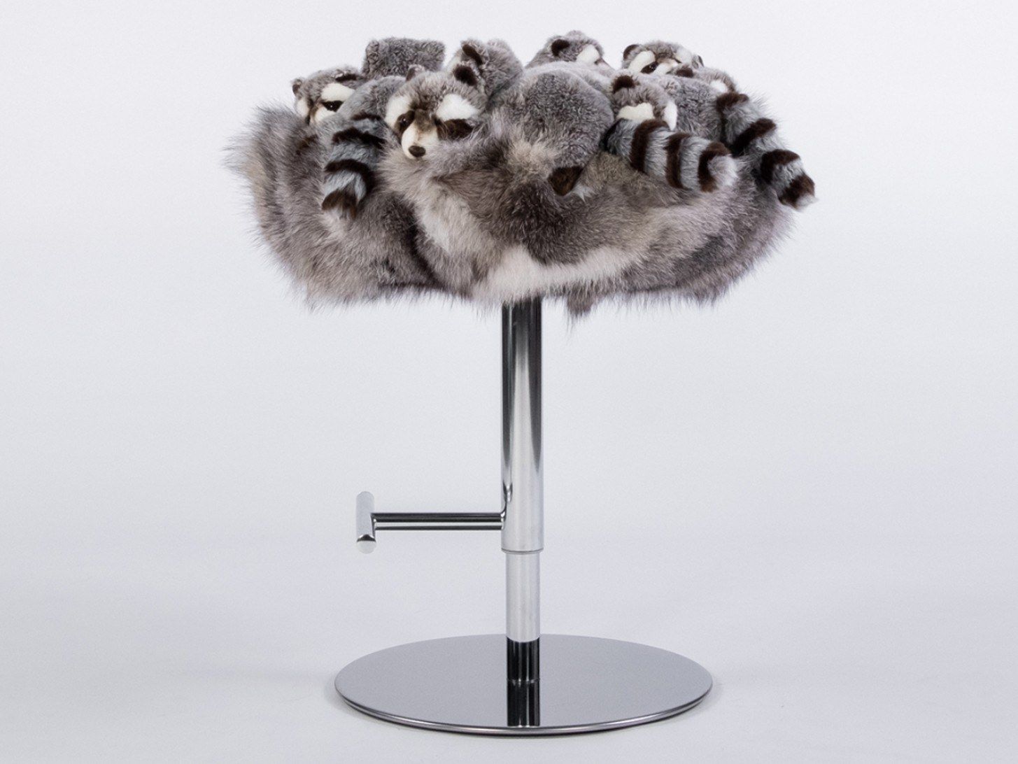 Полиэстер мягкий стул с подставкой для ног APCOLLECTION Racoon ARCH-00012299 - Вид №1