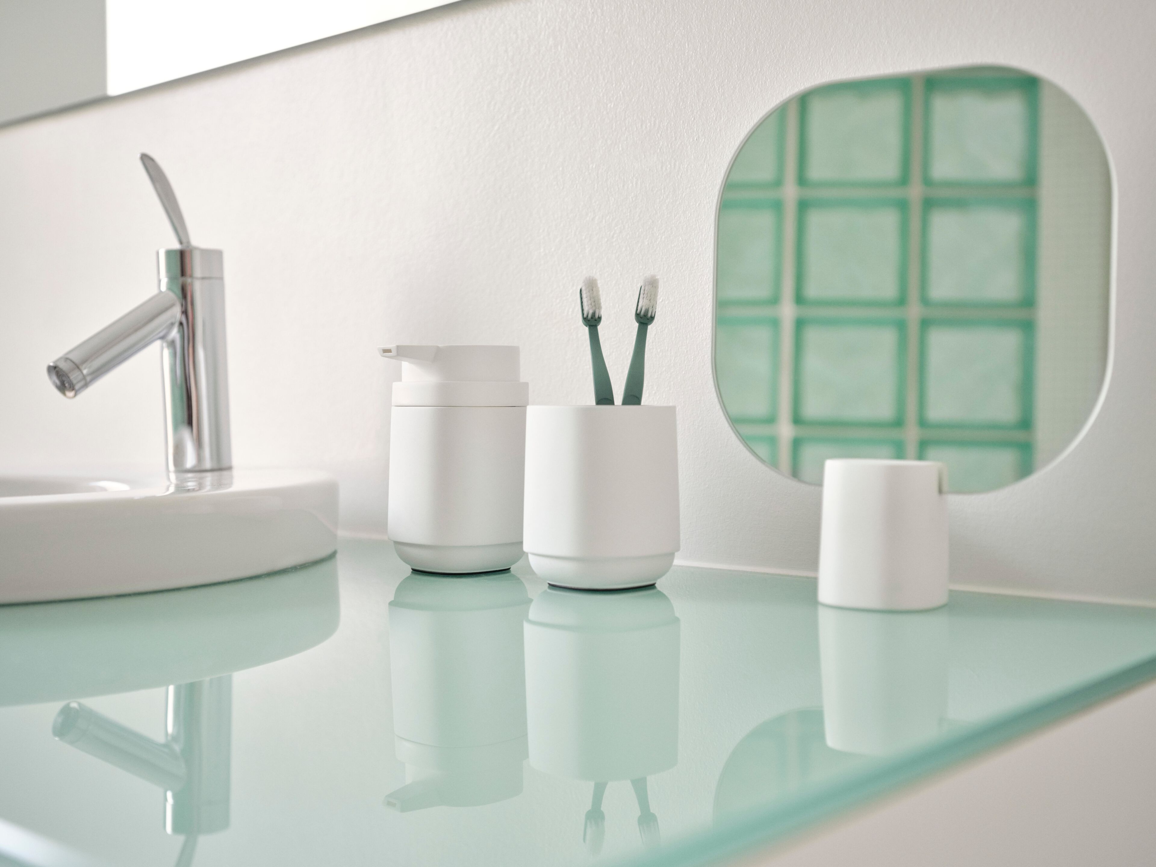 Бетонный Настольный держатель зубной щетки ZONE DENMARK Time ARCH-00071104 - Вид №2