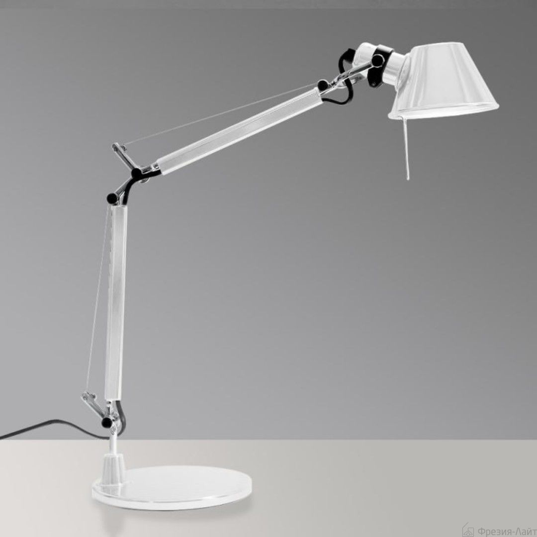 Artemide Tolomeo 0011820A белая настольная лампа 117131
