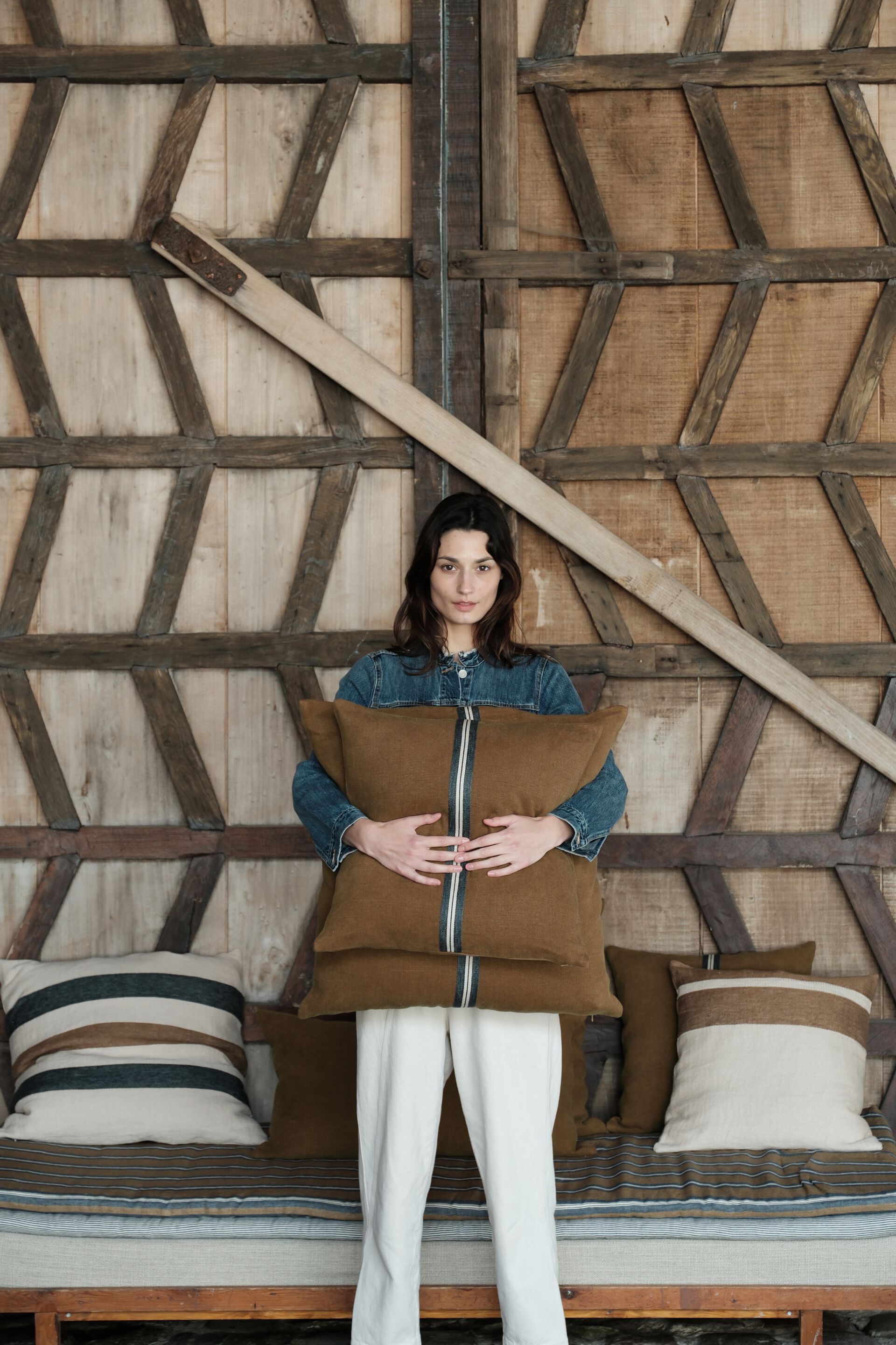 Квадратная льняная подушка Libeco Home Miles ARCH-00097266 - Вид №1