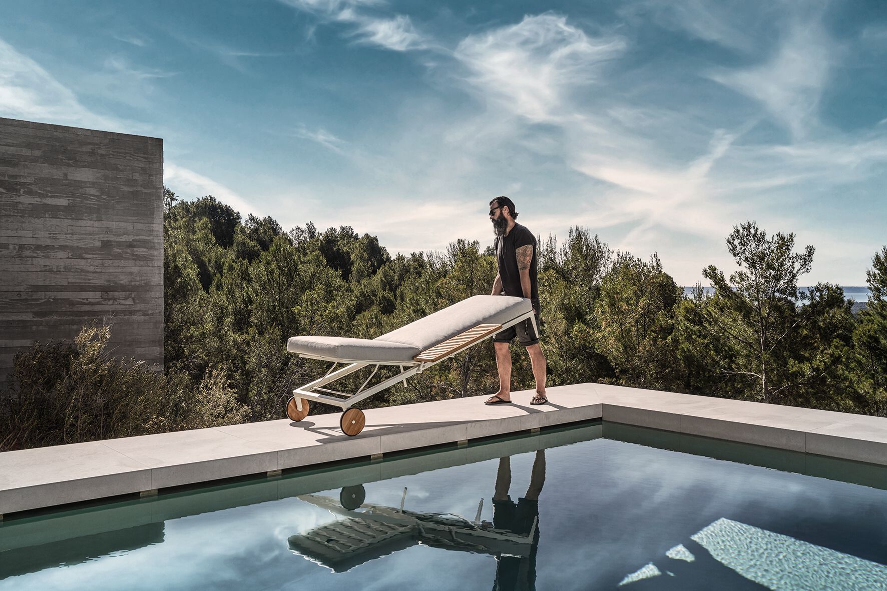 Тканевая откидная Садовая кровать с колесами Gloster сетка ARCH-00081101 - Вид №3