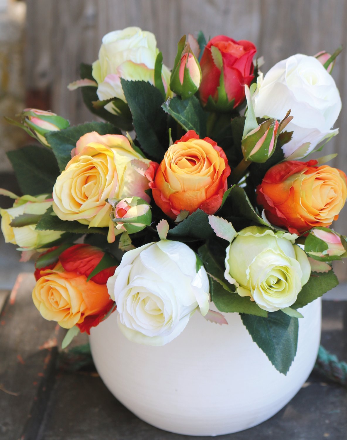 2613 304 a3 Искусственный букет из диких роз, 16-цветков, 28 см, желто-красный H-andreas  - Вид №1