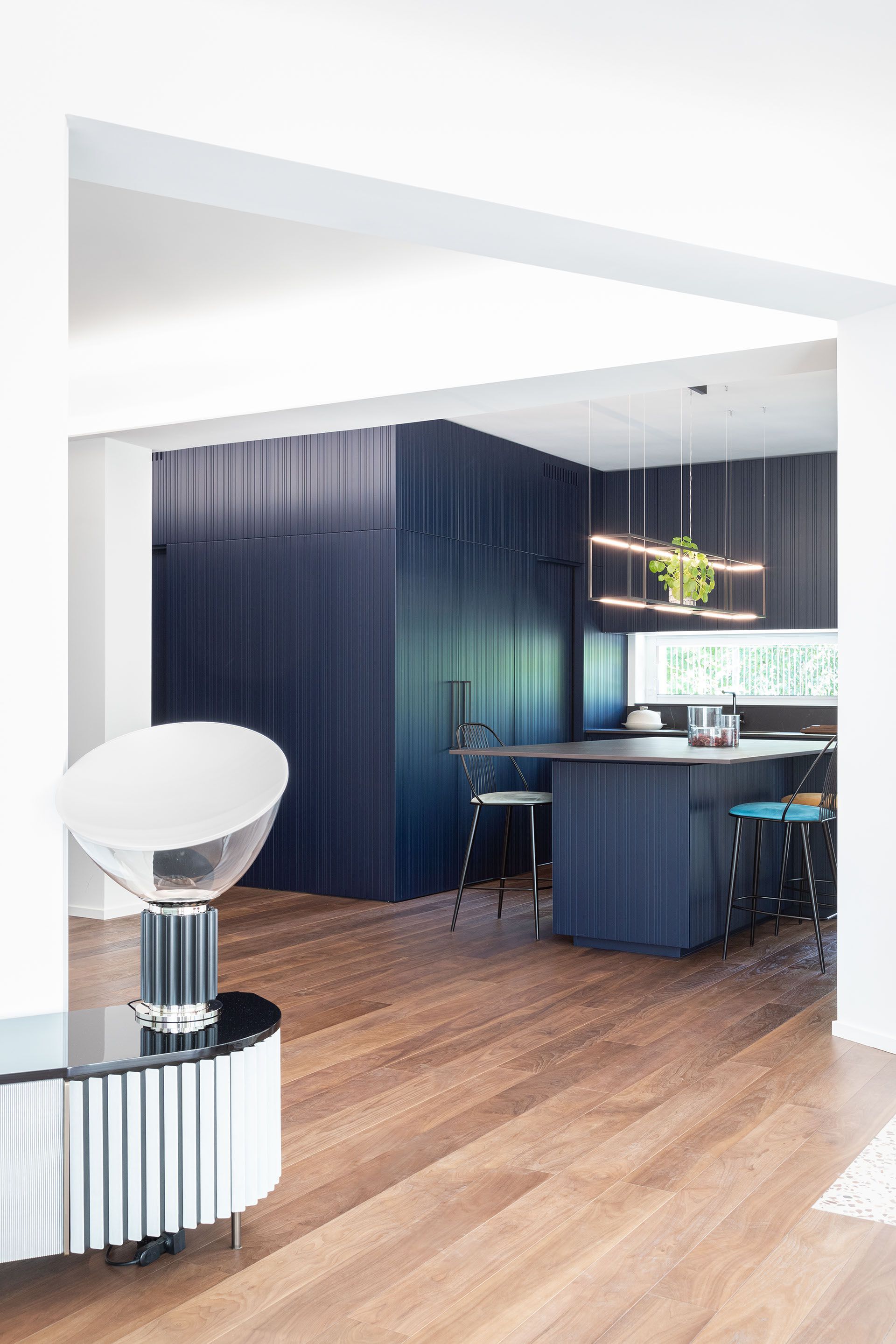 Угловая кухня с центральным островом и обшивкой TM Italia Cucine ARCH-00037367 - Вид №4