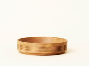 Деревянная чашка