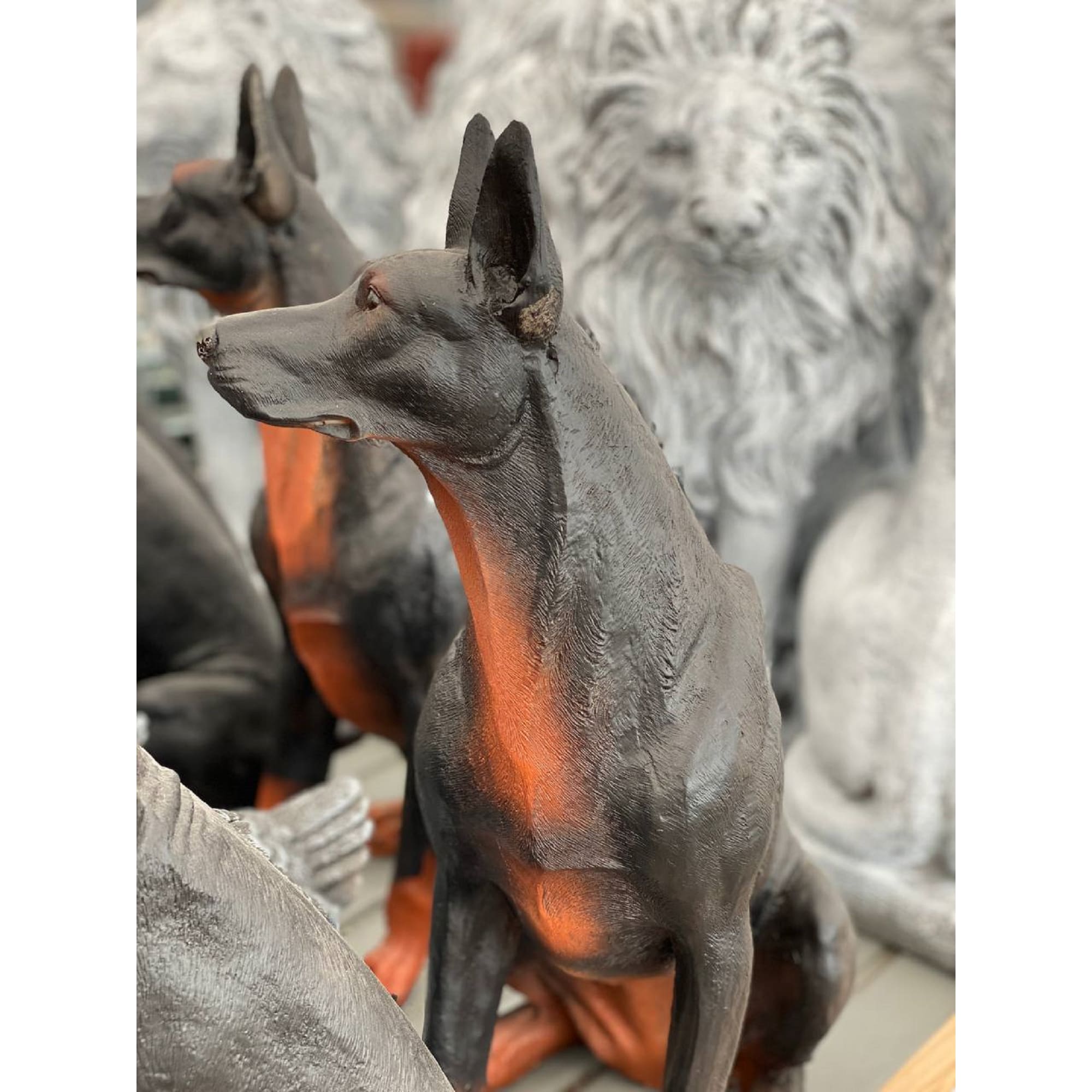 82558146 Садовая фигура «Доберман сидит» высота 47 см Santreyd  - Вид №4