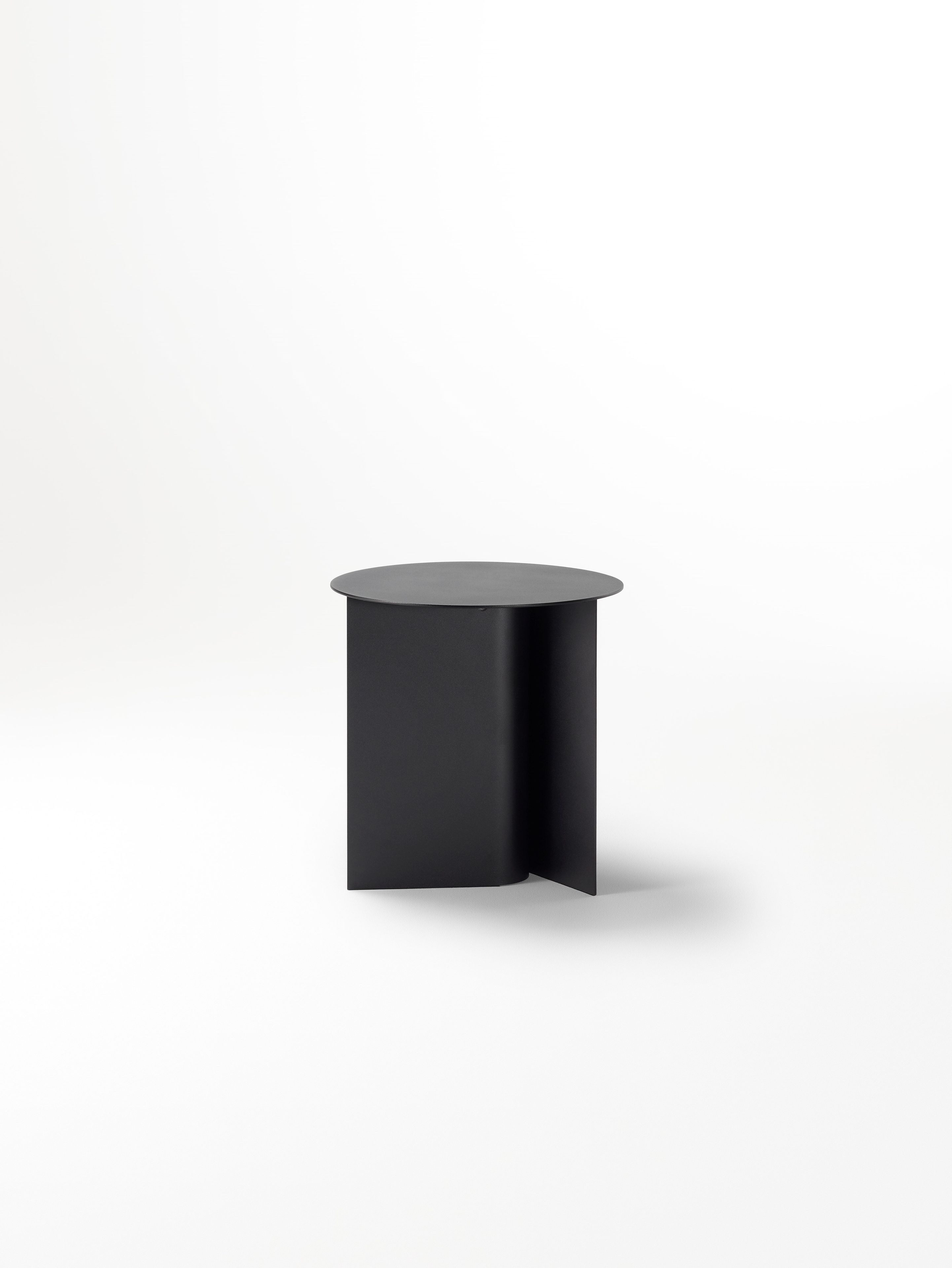 Круглый алюминиевый журнальный столик с порошковым покрытием Ross Gardam ARCH-00057248 - Вид №4