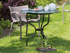 Мраморный круглый садовый стол