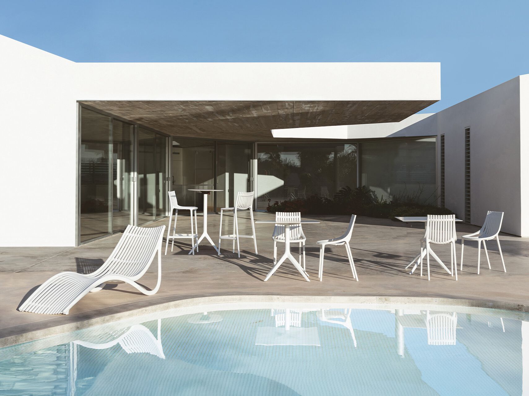 Пластиковая Садовая кровать Vondom Ибица ARCH-00089086 - Вид №3